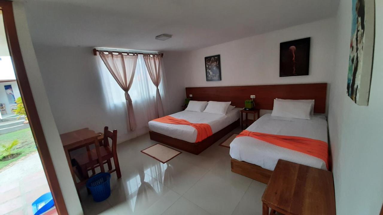 Hostal Tero Real Puerto Villamil Exterior photo