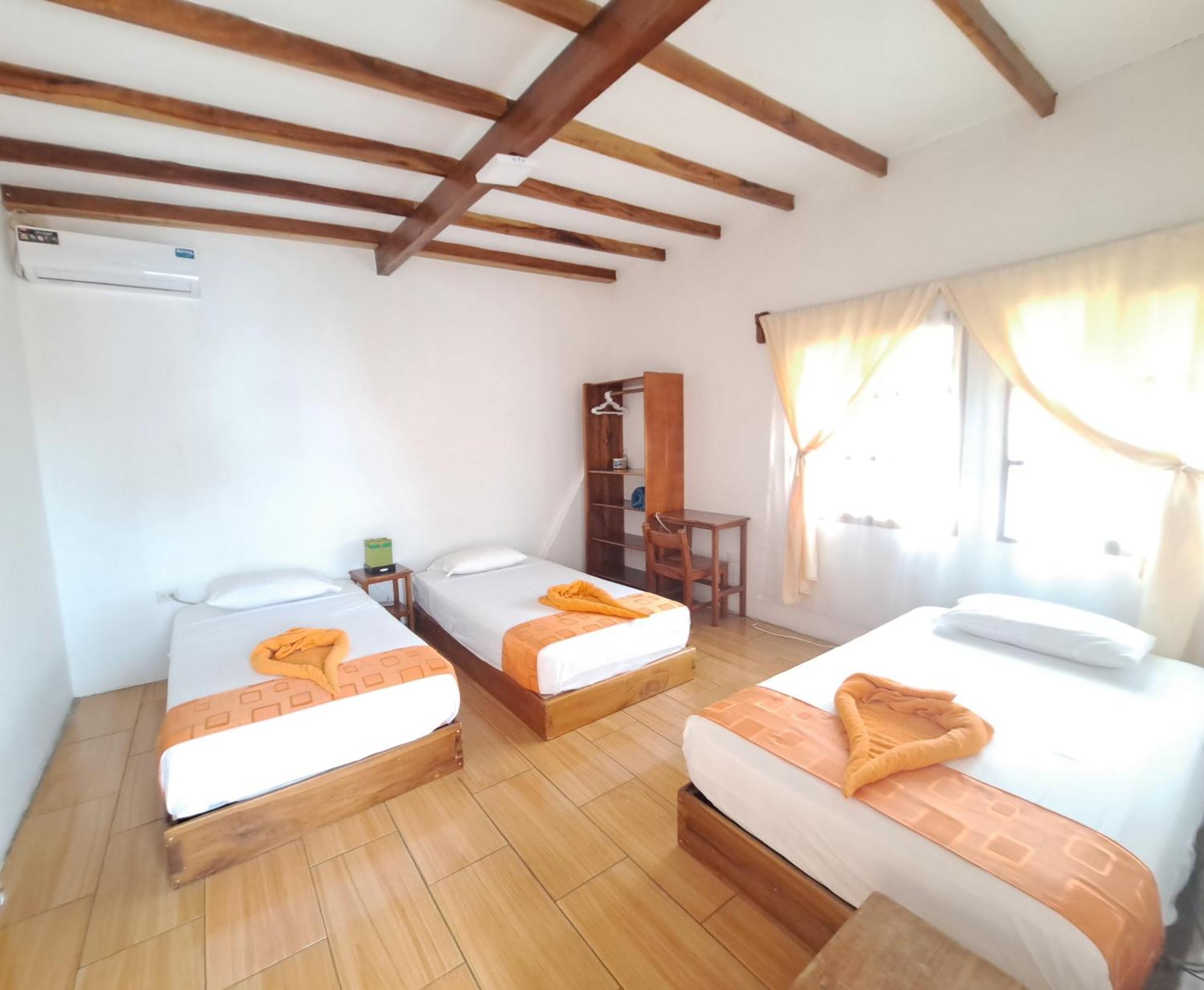 Hostal Tero Real Puerto Villamil Room photo